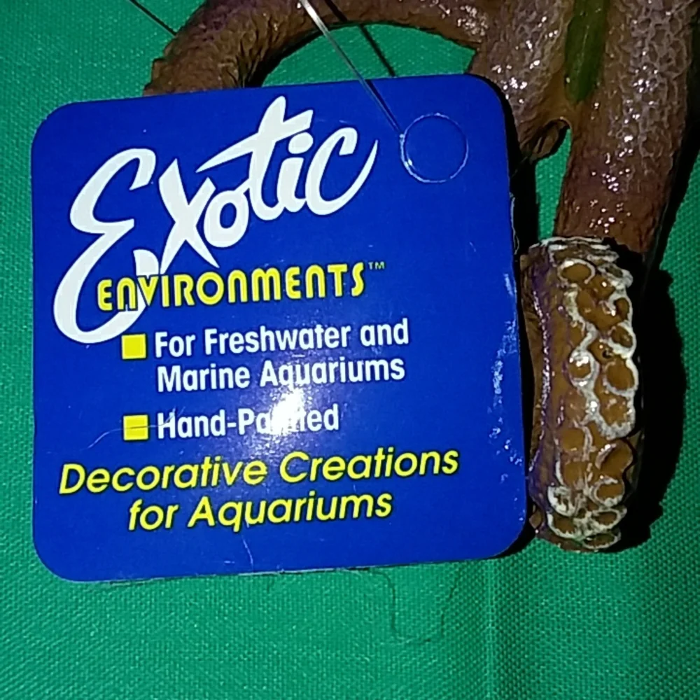 Exotic Eviroments nwt as